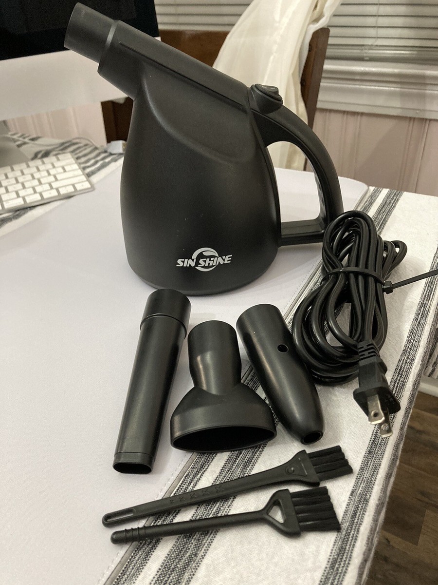 Przed i po czyszczeniu wentylatora komputera Porównanie brudnego i czystego wentylatora przed i po czyszczeniu sprężonym